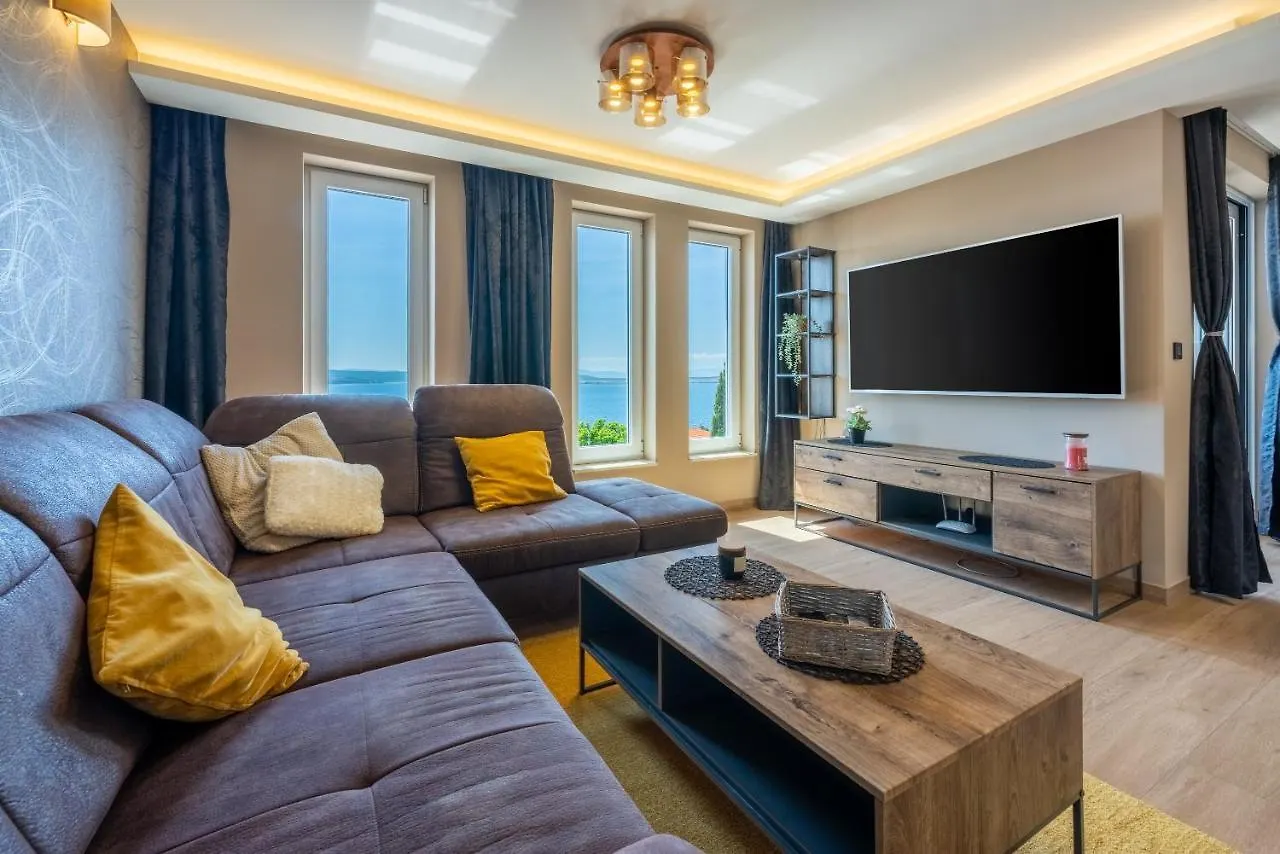 Dolly Lux Apartment Crikvenica
