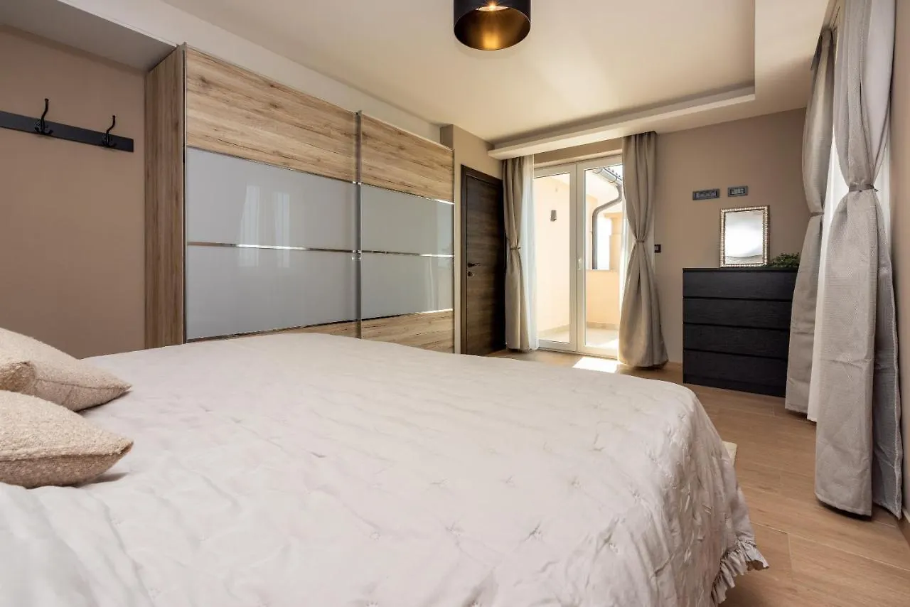 Dolly Lux Apartment Crikvenica 0*,