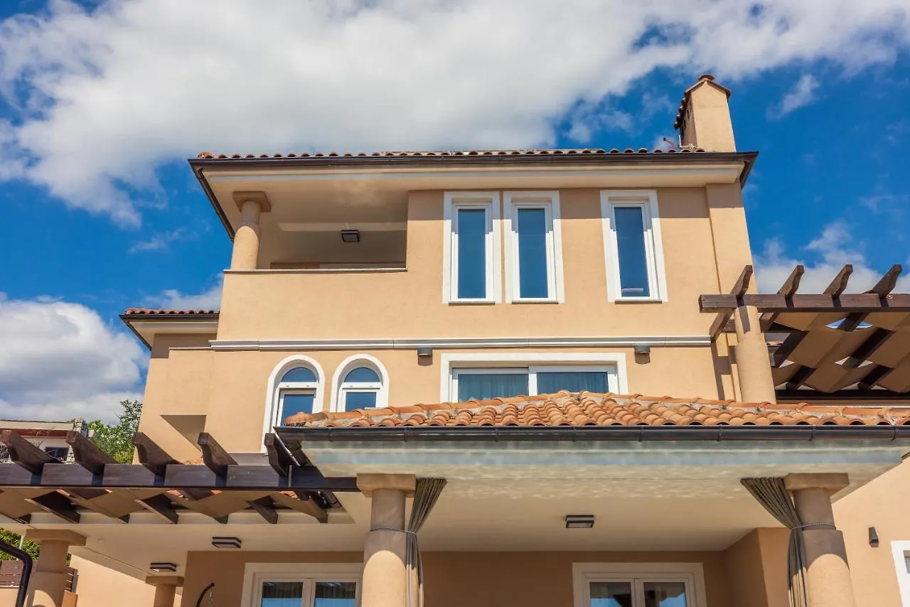 Dolly Lux Apartment Crikvenica